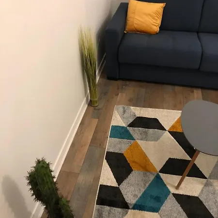 The Place Apartment *